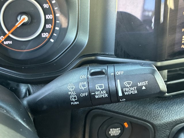 Thumbnail: 2024 Jeep Wrangler - 34