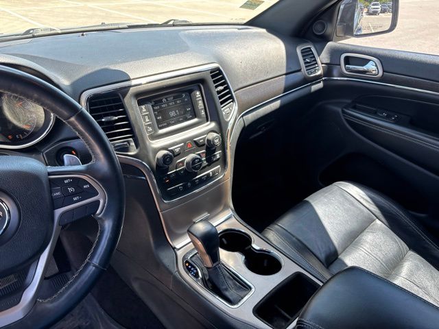 Thumbnail: 2016 Jeep Grand Cherokee - 10