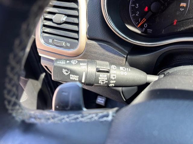 Thumbnail: 2016 Jeep Grand Cherokee - 11