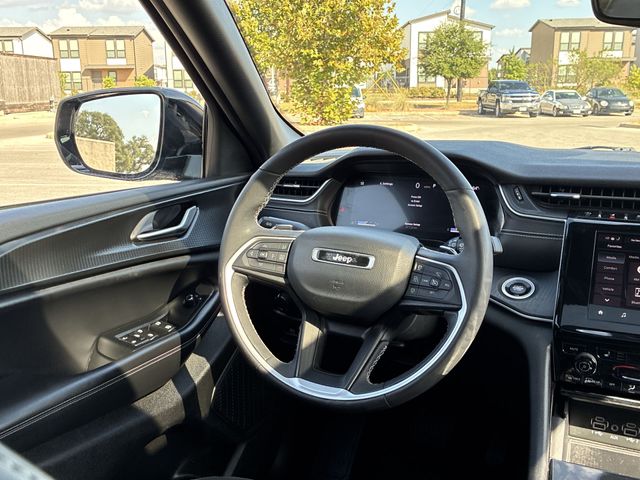 Thumbnail: 2023 Jeep Grand Cherokee - 14