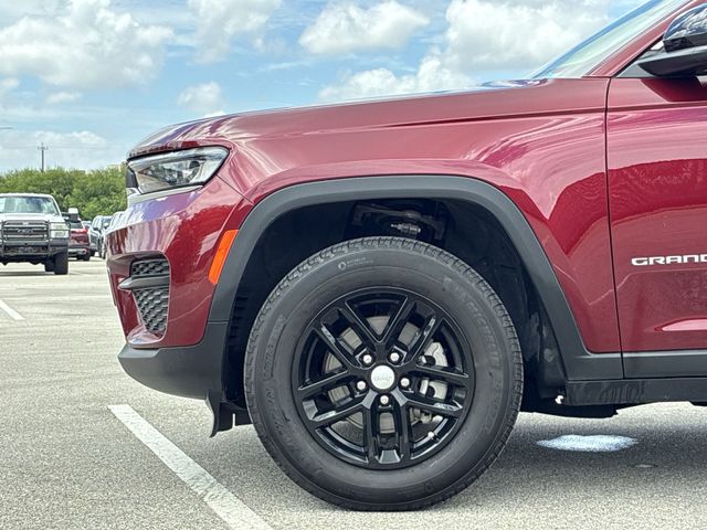Thumbnail: 2025 Jeep Grand Cherokee - 8