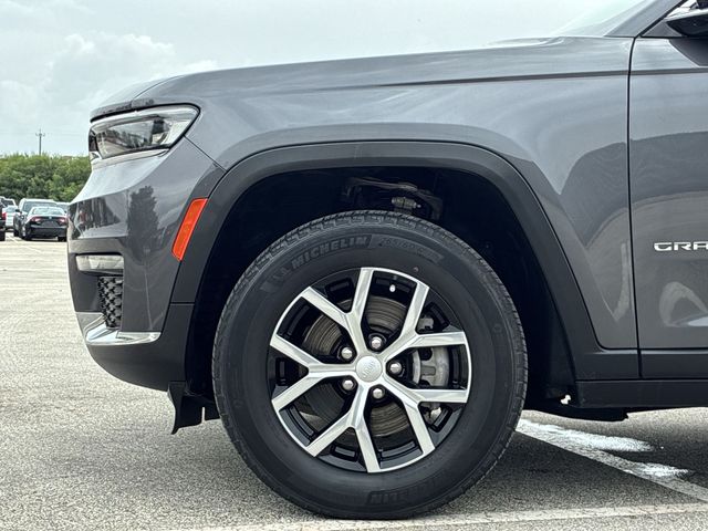 Thumbnail: 2023 Jeep Grand Cherokee L - 8