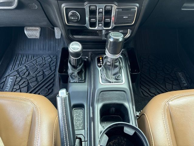 Thumbnail: 2020 Jeep Gladiator - 23