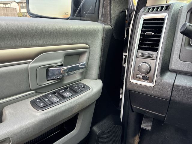 Thumbnail: 2018 RAM 1500 - 40