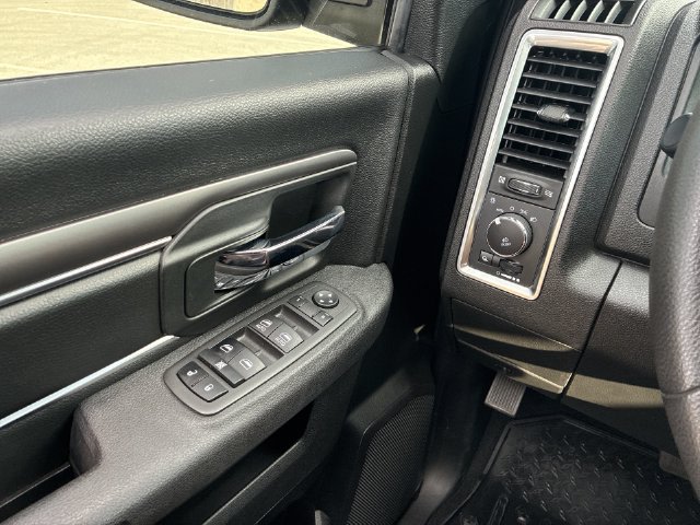 Thumbnail: 2021 RAM 1500 - 31