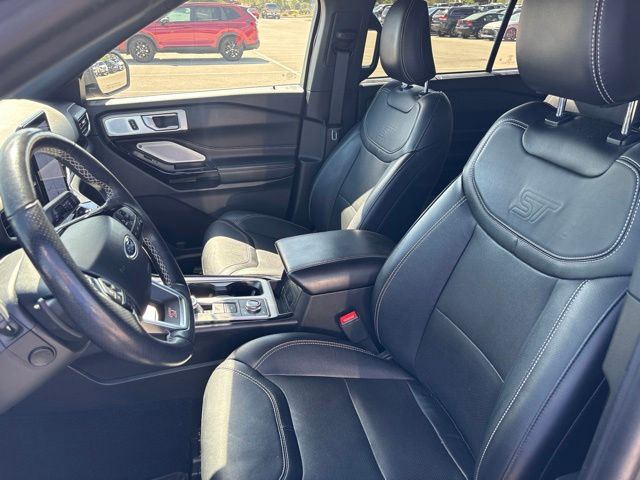 Thumbnail: 2023 Ford Explorer - 8