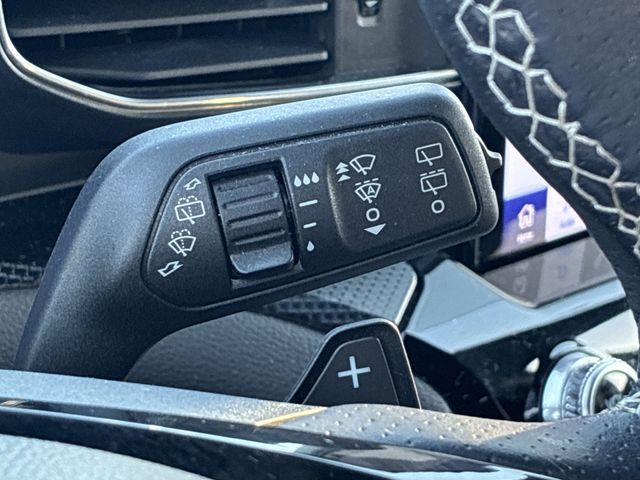 Thumbnail: 2023 Ford Explorer - 35