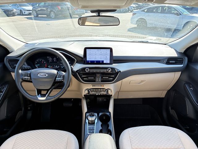 Thumbnail: 2022 Ford Escape - 9