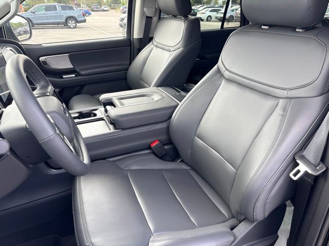 Thumbnail: 2026 Ford Expedition MAX - 9