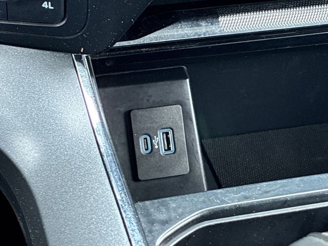 Thumbnail: 2023 Ford F-150 - 36
