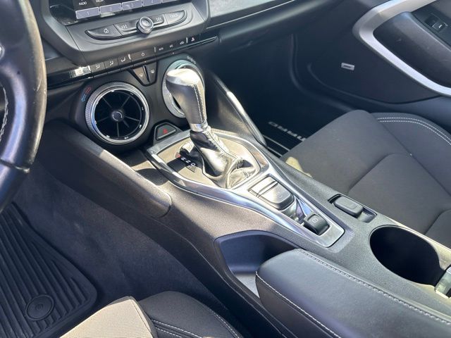 Thumbnail: 2018 Chevrolet Camaro - 22