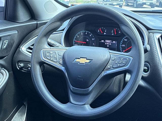 Thumbnail: 2023 Chevrolet Malibu - 14