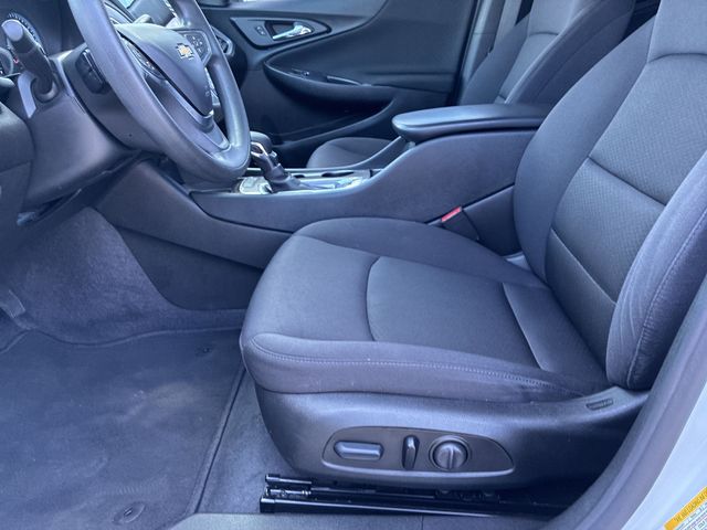 Thumbnail: 2023 Chevrolet Malibu - 12