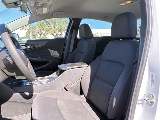 Thumbnail: 2024 Chevrolet Malibu - 10