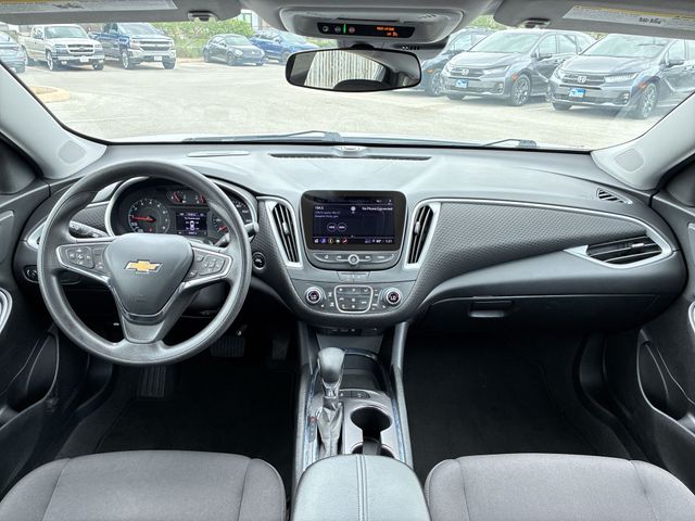 Thumbnail: 2024 Chevrolet Malibu - 10