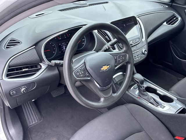 Thumbnail: 2024 Chevrolet Malibu - 2