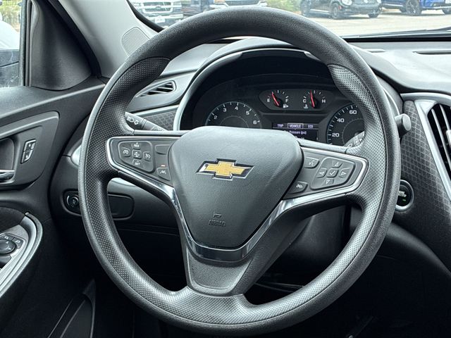 Thumbnail: 2024 Chevrolet Malibu - 14