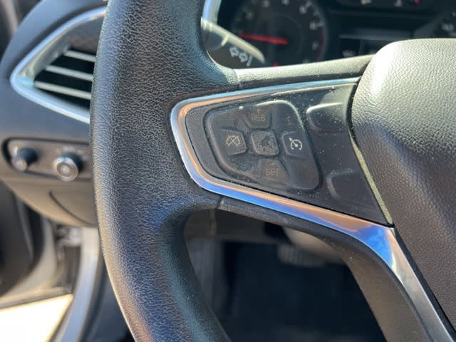 Thumbnail: 2018 Chevrolet Malibu - 19