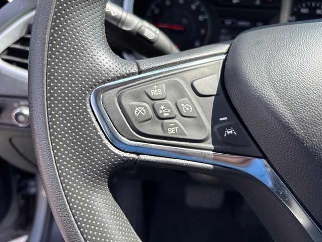 Thumbnail: 2023 Chevrolet Malibu - 18