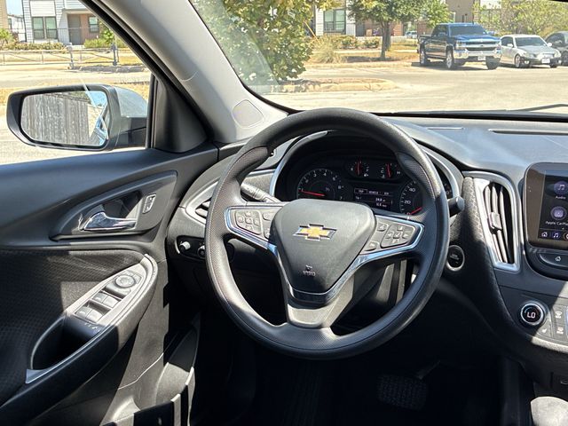 Thumbnail: 2023 Chevrolet Malibu - 12