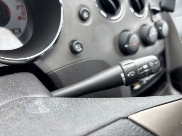 Thumbnail: 2006 Pontiac Solstice - 8