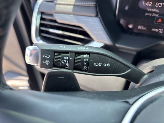 Thumbnail: 2024 GMC Acadia - 21