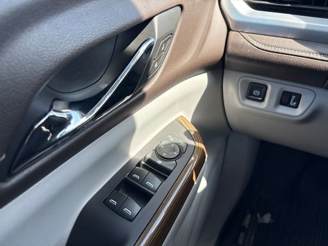 Thumbnail: 2021 GMC Acadia - 26
