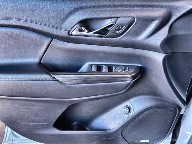 Thumbnail: 2023 GMC Acadia - 38