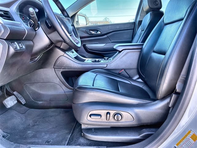 Thumbnail: 2023 GMC Acadia - 12