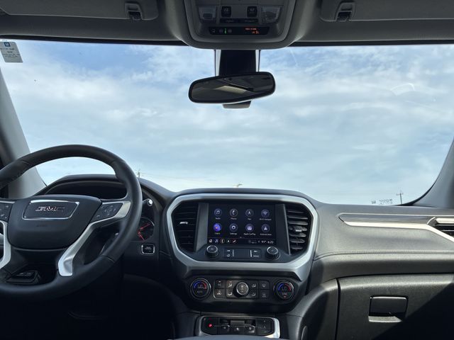 Thumbnail: 2023 GMC Acadia - 15
