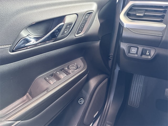 Thumbnail: 2023 GMC Acadia - 38