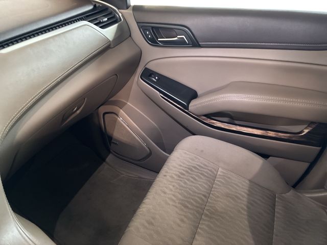 Thumbnail: 2017 GMC Yukon - 35