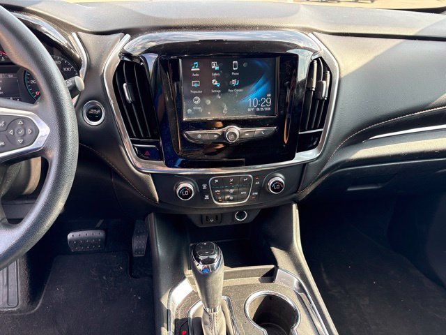Thumbnail: 2019 Chevrolet Traverse - 11