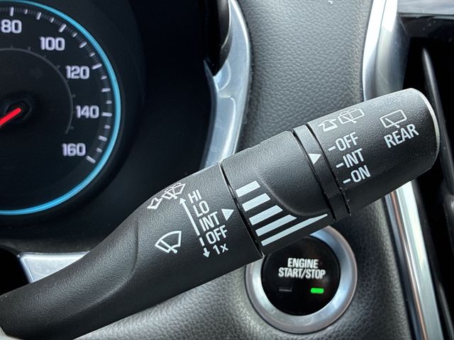 Thumbnail: 2021 Chevrolet Traverse - 16