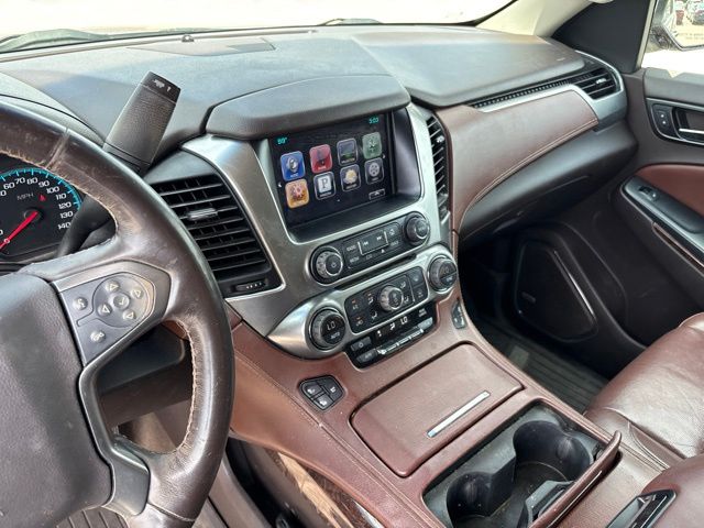 Thumbnail: 2016 Chevrolet Suburban - 7
