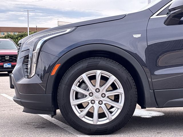 Thumbnail: 2022 Cadillac XT4 - 8