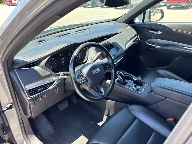 Thumbnail: 2023 Cadillac XT4 - 2