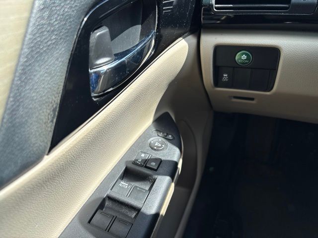Thumbnail: 2017 Honda Accord - 25