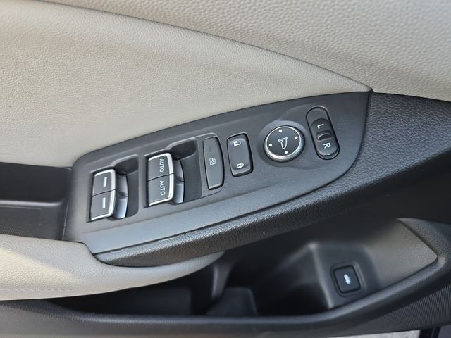 Thumbnail: 2019 Honda Accord - 39