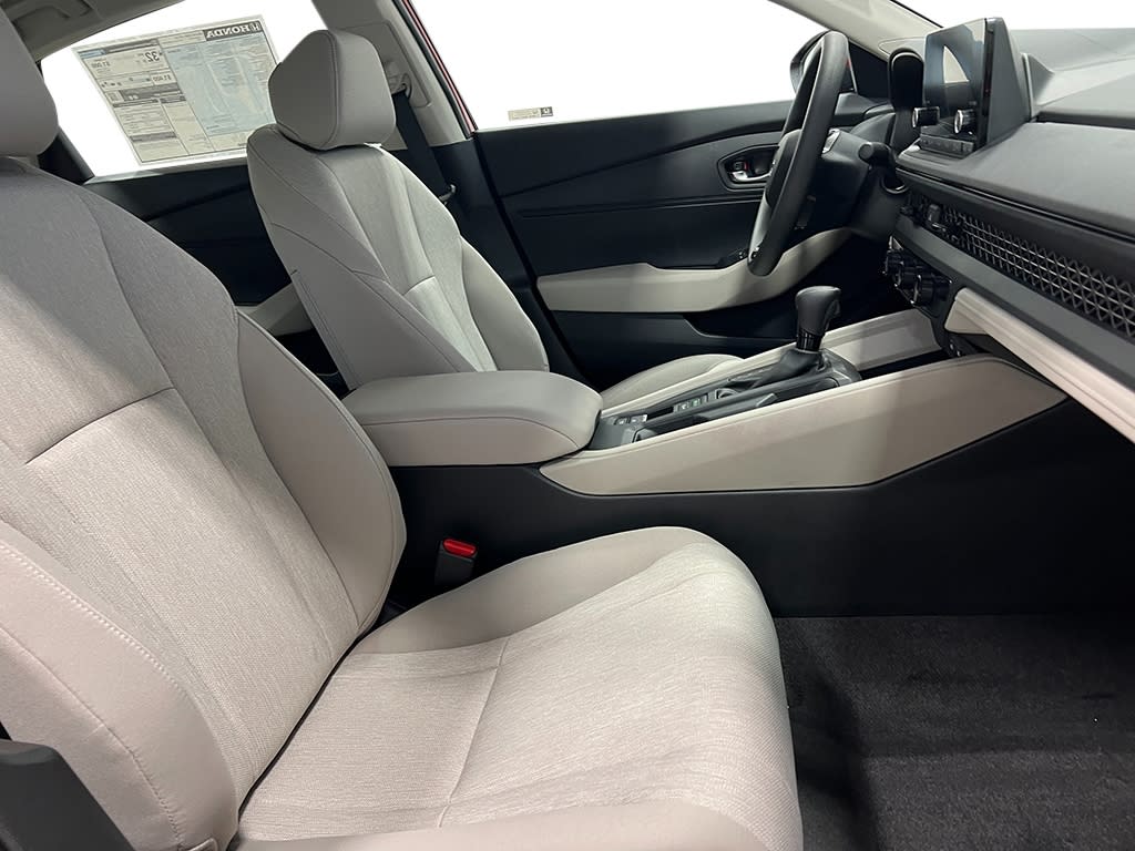 Thumbnail: 2025 Honda Accord - 11