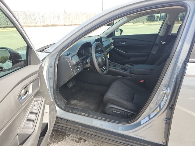 Thumbnail: 2025 Honda Accord - 18