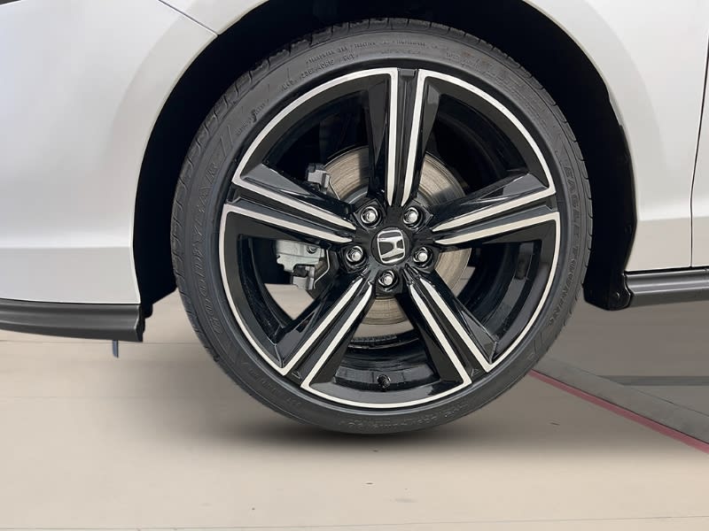 Thumbnail: 2025 Honda Accord - 8