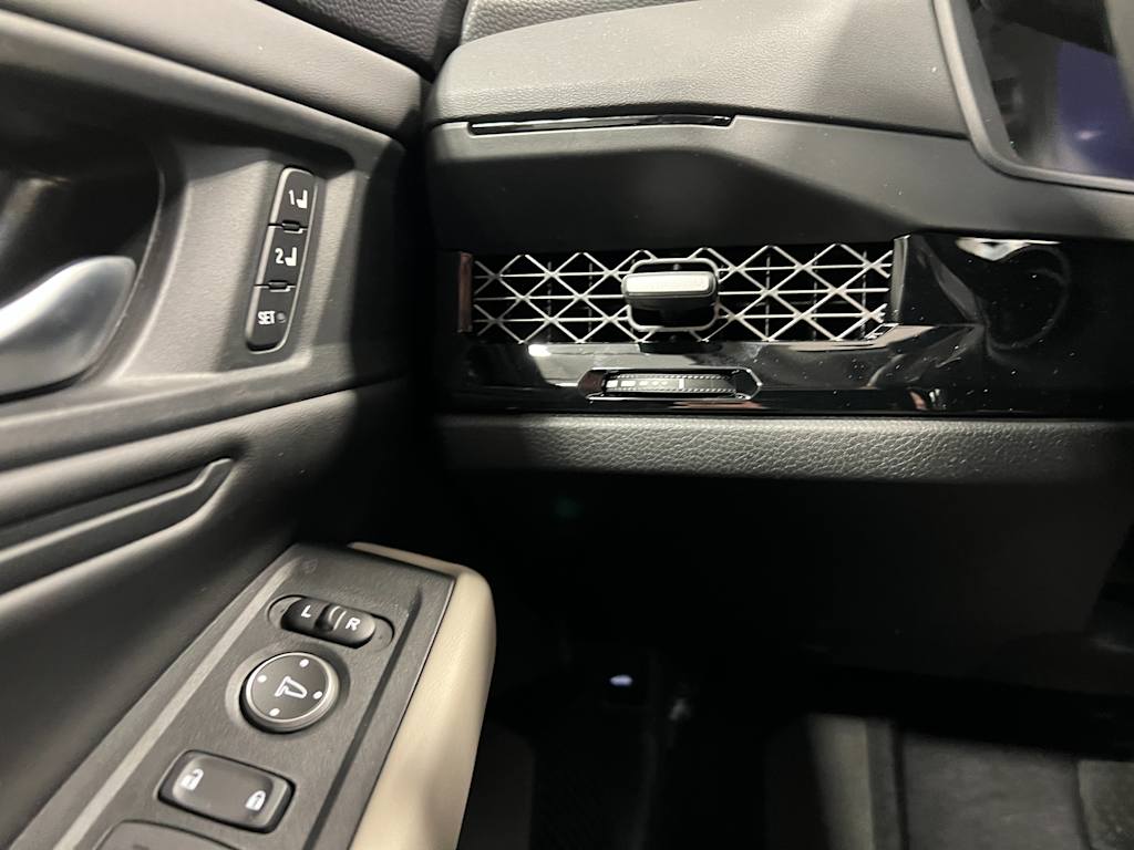 Thumbnail: 2025 Honda Accord - 25