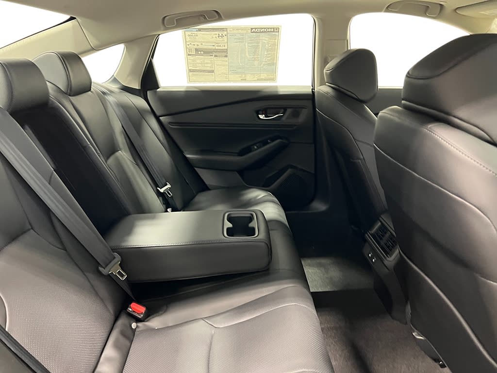 Thumbnail: 2025 Honda Accord - 32