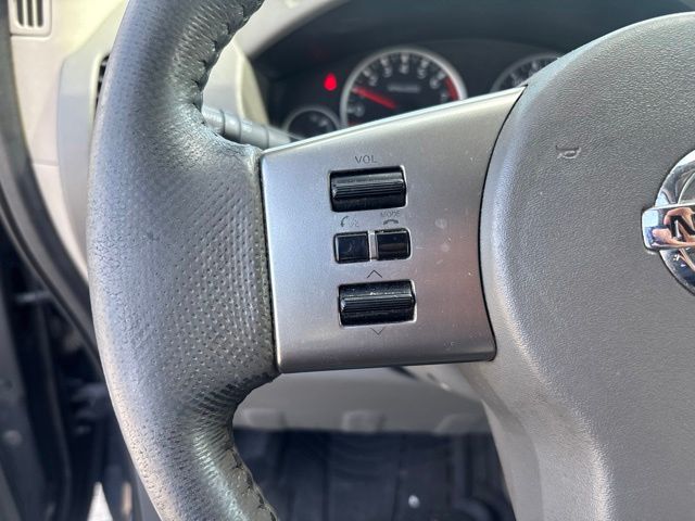 Thumbnail: 2012 Nissan Frontier - 19