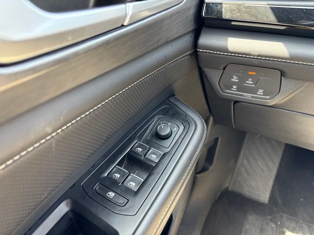 Thumbnail: 2025 Volkswagen Atlas - 26