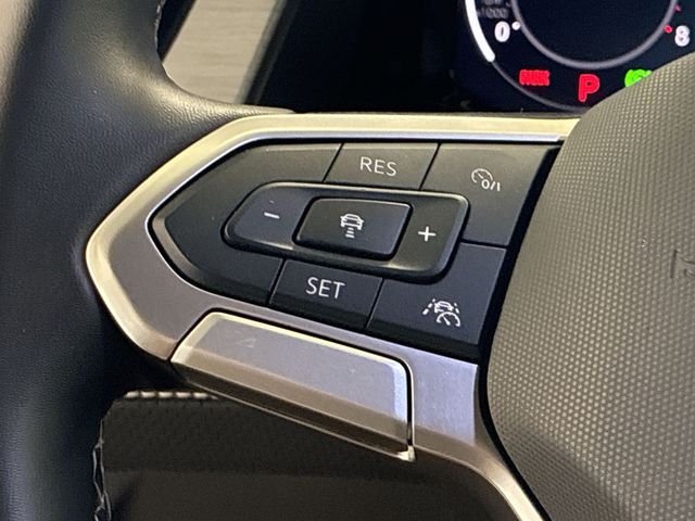 Thumbnail: 2025 Volkswagen Atlas - 31