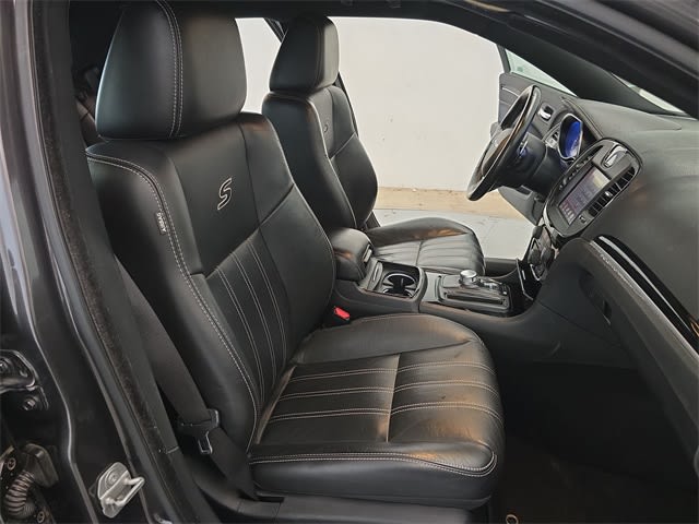 Thumbnail: 2021 Chrysler 300 - 12