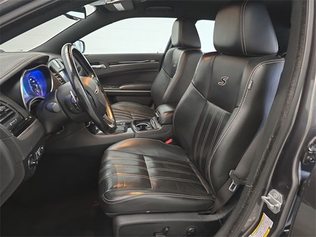 Thumbnail: 2021 Chrysler 300 - 11