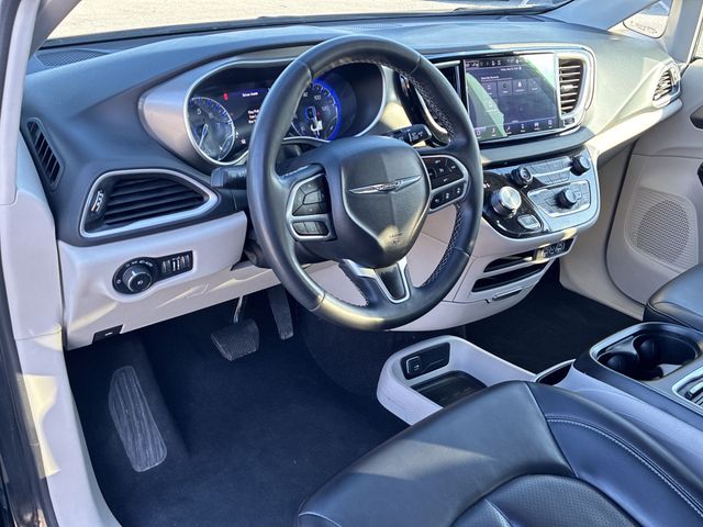 Thumbnail: 2023 Chrysler Pacifica - 2
